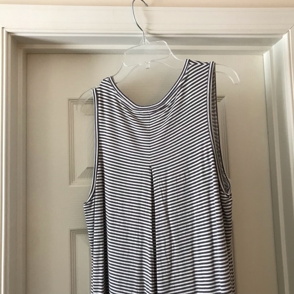 Sleeveless tunic - Picture 3 of 3